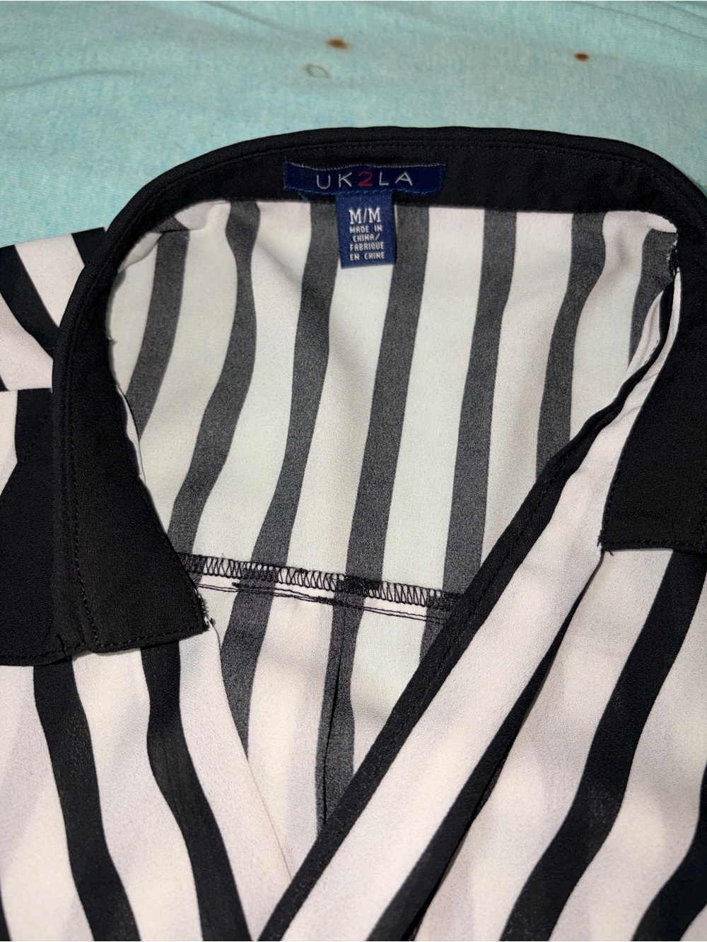 Women’s Medium UK2LA Black & White Striped Open- Front Long Sleeve Top - Picture 4 of 8